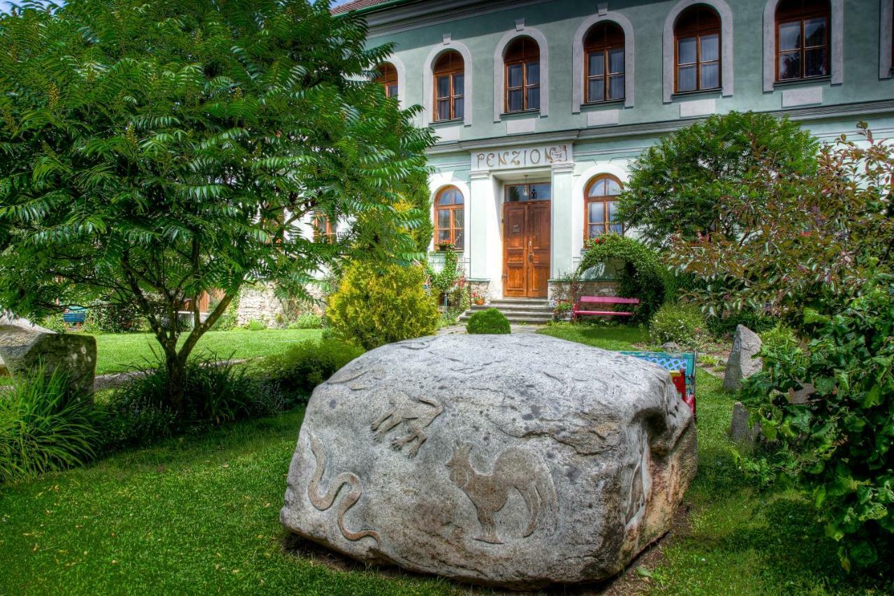 Penzion Medvedi Paseka Nova Bystrice Exterior photo